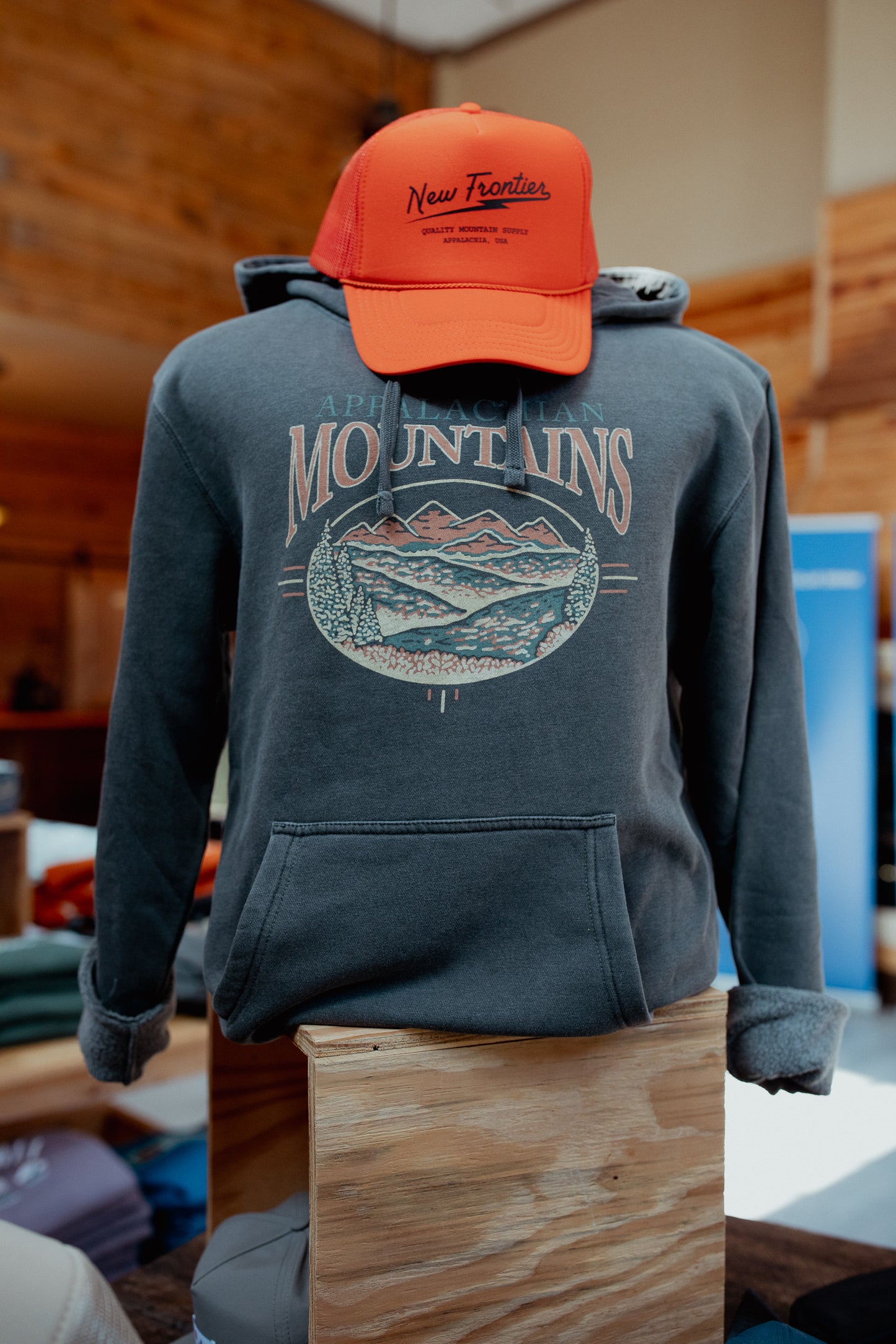 Yonder Hoodie (Charcoal)