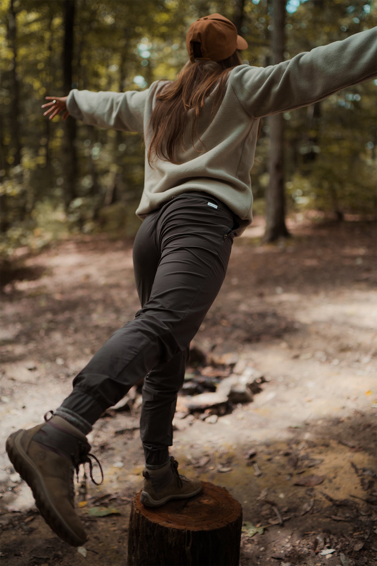 Women's Stretch Tech Jogger (Charcoal)